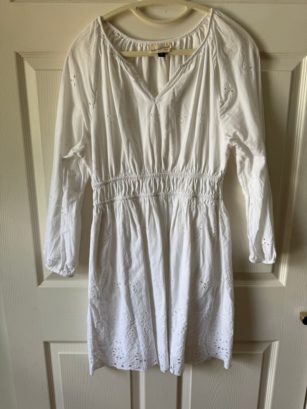 Universal Thread White Eyelet Cotton Mini Dress Long Sleeve Cottagecore Size M